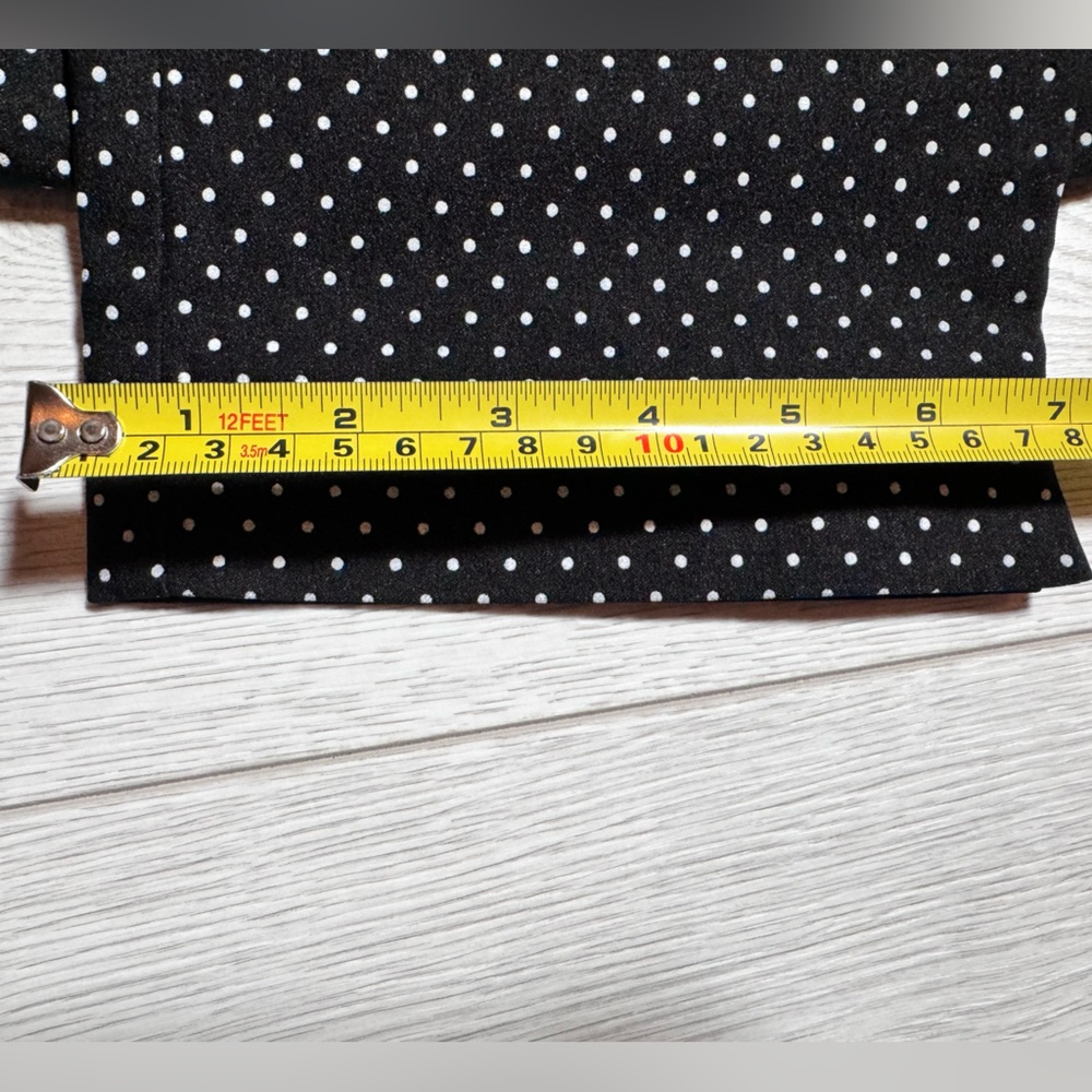 S.C.& CO.Summer Capris - Size Small - Picture 6 of 6